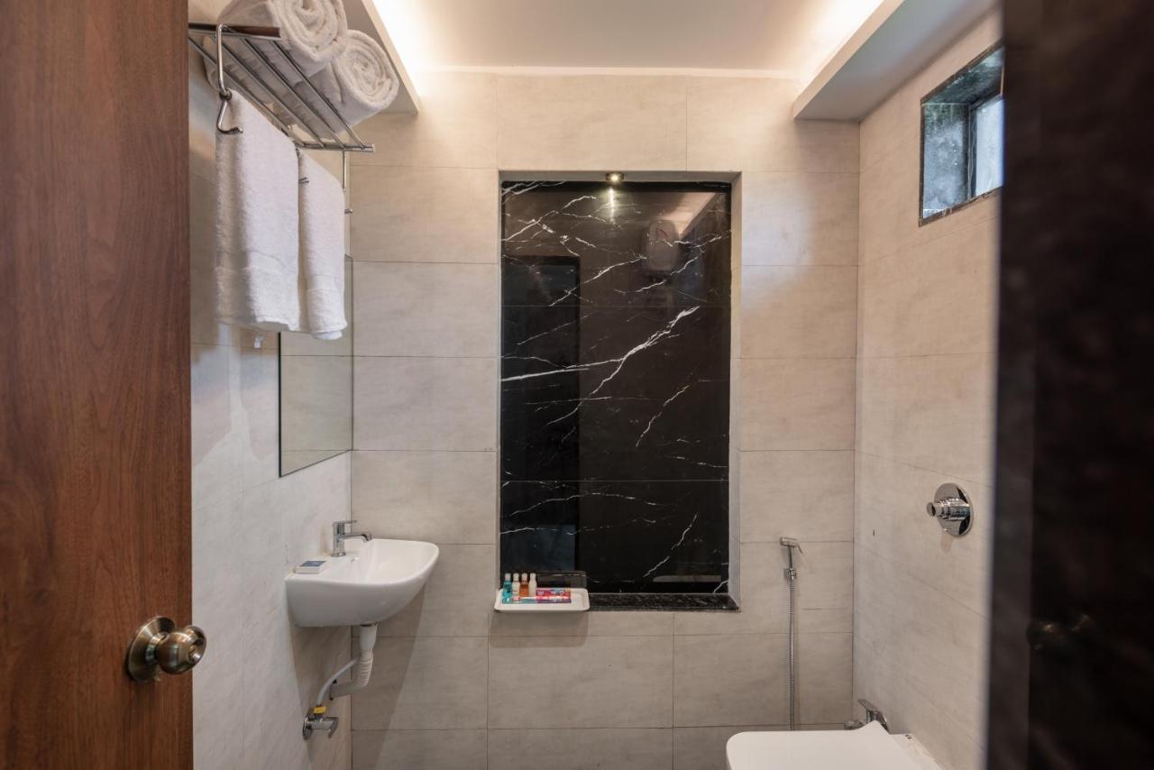 Paramount Riverfront Resort & Spa, קארג'אט מראה חיצוני תמונה