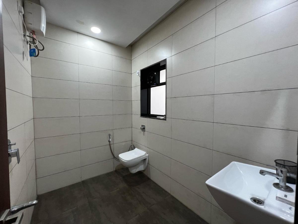 Paramount Riverfront Resort & Spa, קארג'אט מראה חיצוני תמונה